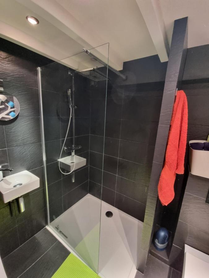 Carol'S Sauzon Apartment Bagian luar foto